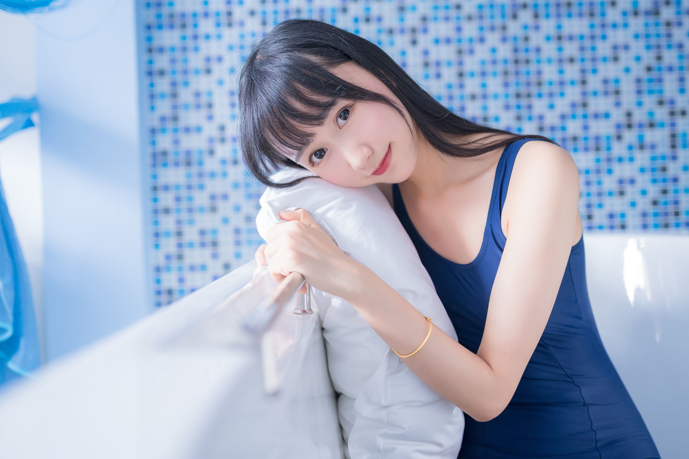[萝莉COS]木绵绵OwO白衬衫黑丝死库水插图2